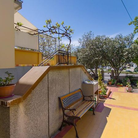 Apartment Oleander Mali Lošinj Exterior foto